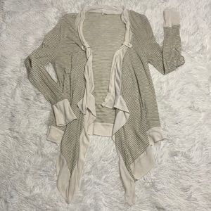 Light weight flowing cardigan feminine cut